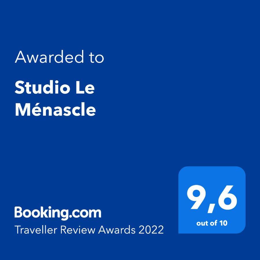 Studio Le Menascle Saint-Georges-de-Luzencon Bagian luar foto