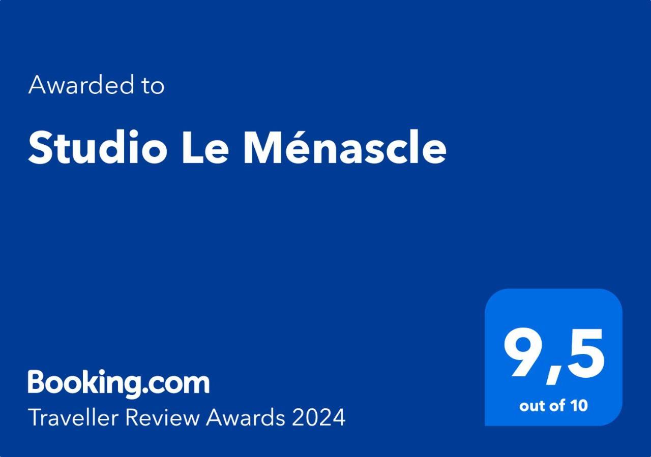 Studio Le Menascle Saint-Georges-de-Luzencon Bagian luar foto